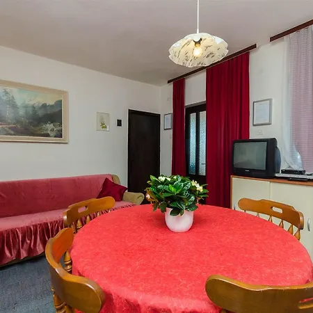 Apartman Marina *