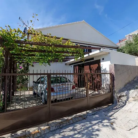 Marina Apartman